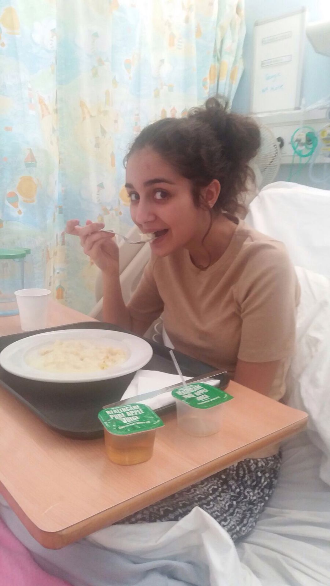 Zoe in hospital.JPG